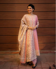 NIMRAT KHAIRA IN AZBANA