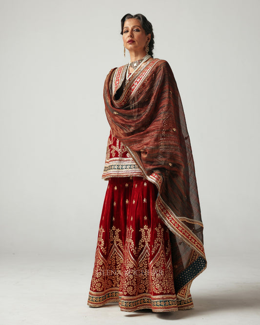DURR-E-NAAZ